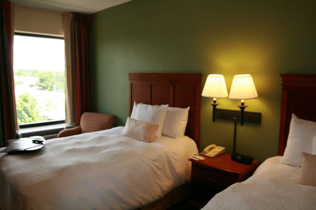 Hampton Inn & Suites Valley Forge/Oaks Phoenixville Δωμάτιο φωτογραφία